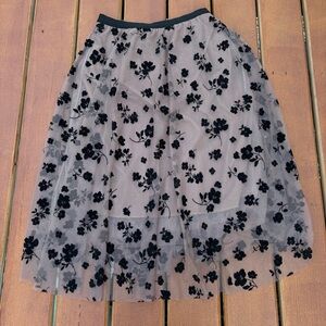 Chic Black Floral A-Line Skirt